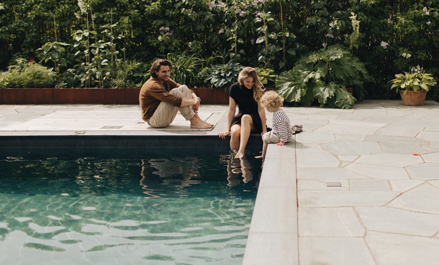 Familj som gjort bostadsaffär med Bjurfors